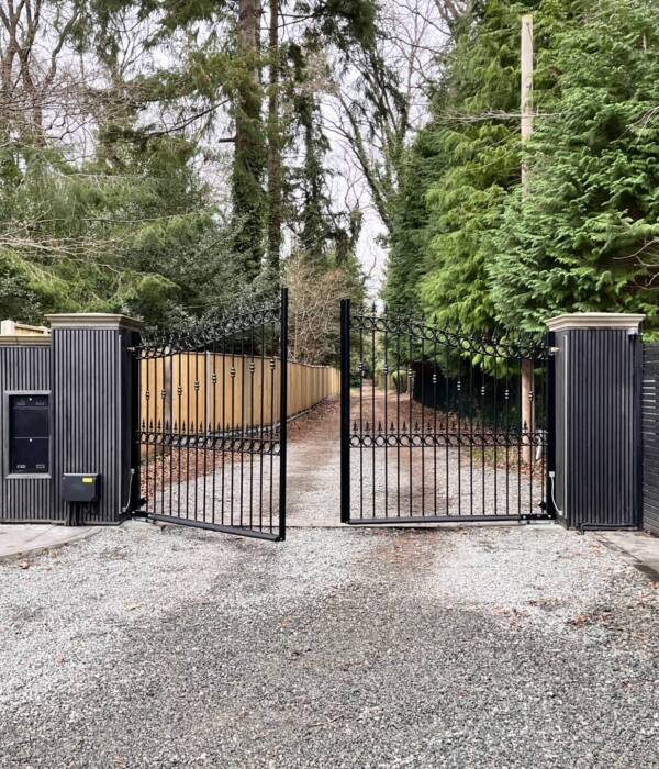 electric gates surrey, electric driveway gates guildford